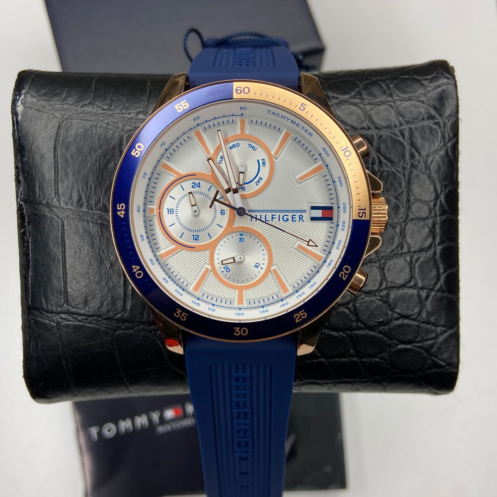 TOMMY HILFIGER Men\'s Bank Quartz Blue Silicone Watch 1791778 – Heavni Brand  Global