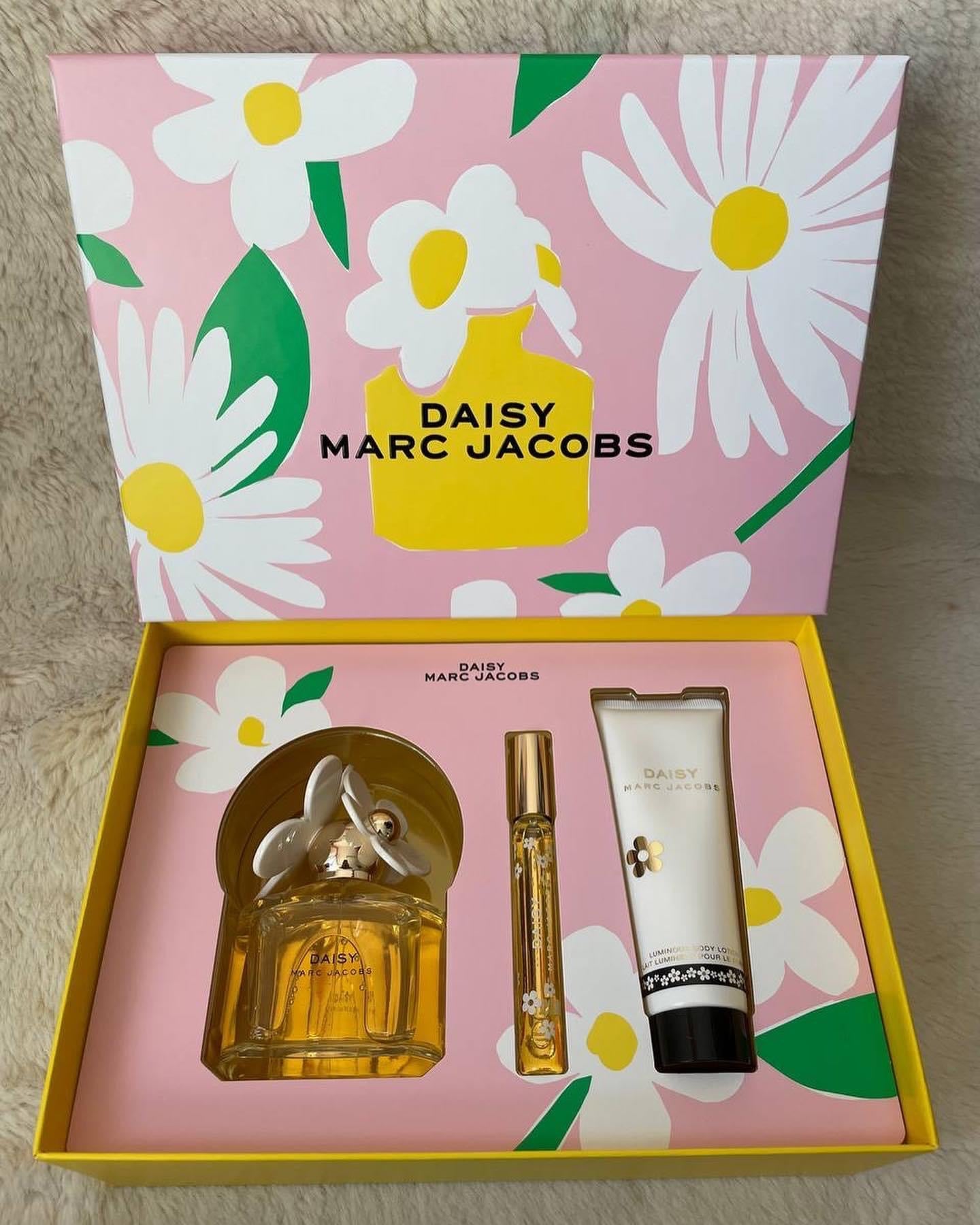 [Gift Set] Marc Jacobs Daisy Eau De Toilette 100ml for Her